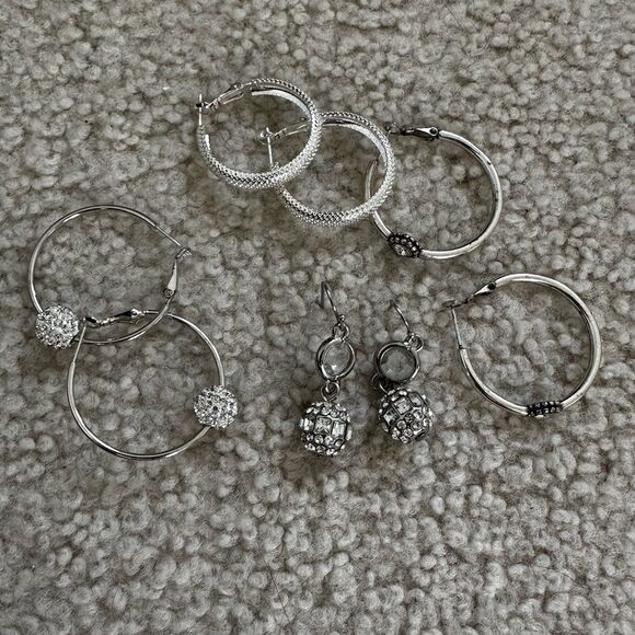 Lot of earrings - Picture 1 of 4